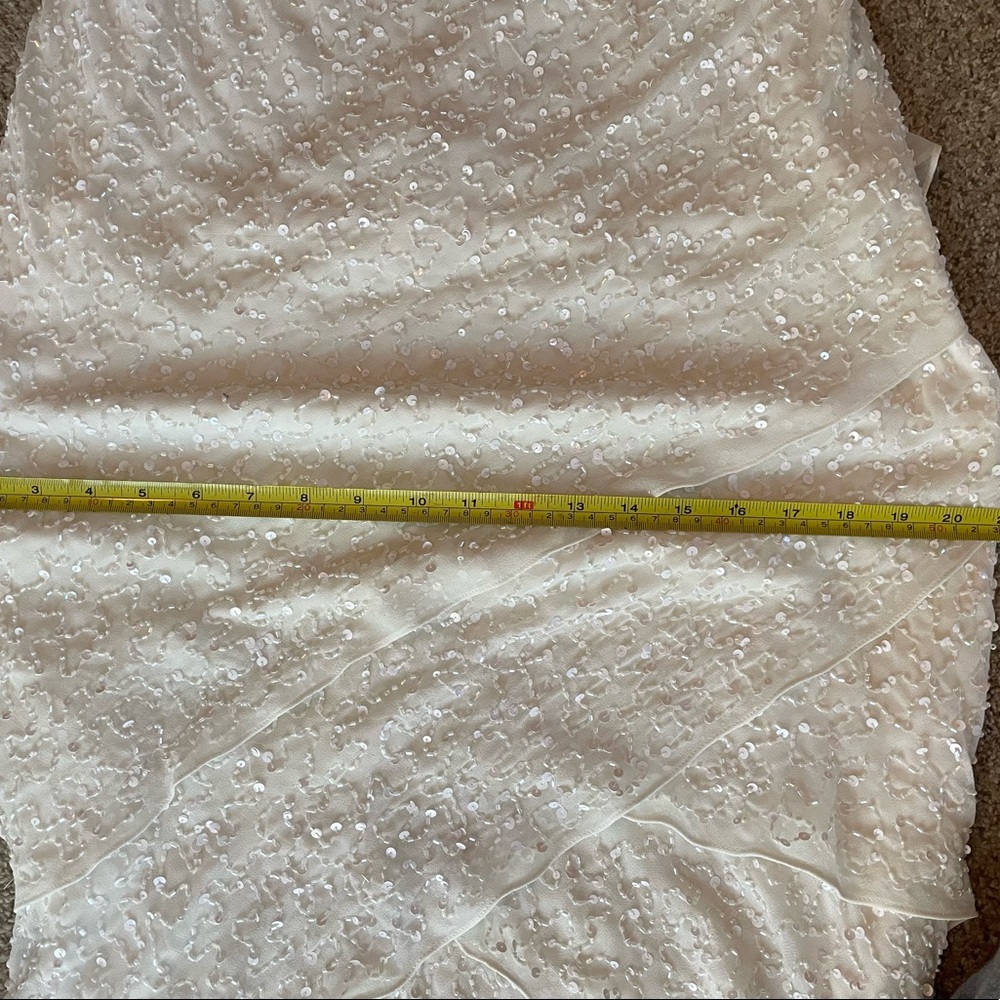 Women’s beaded wedding gown - Picture 10 of 13